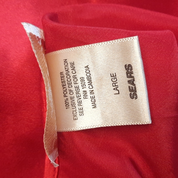 Lingerie red. 100% polyester . large. wide spaghetti strap - Picture 9 of 9